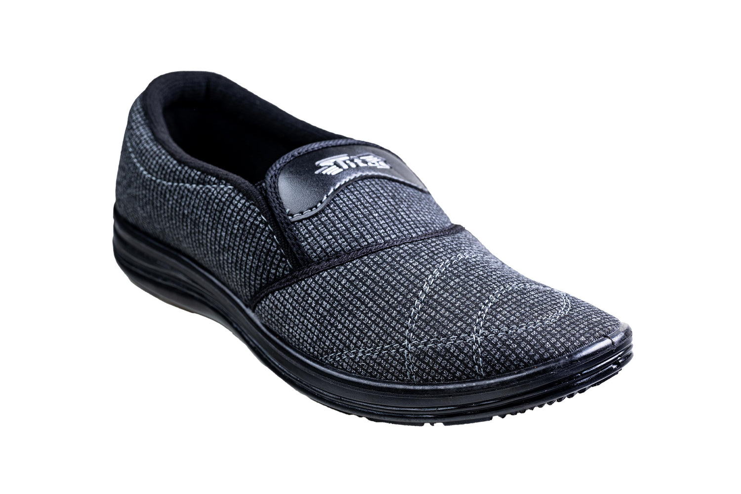 Titas Gents Black Canvas Shoe