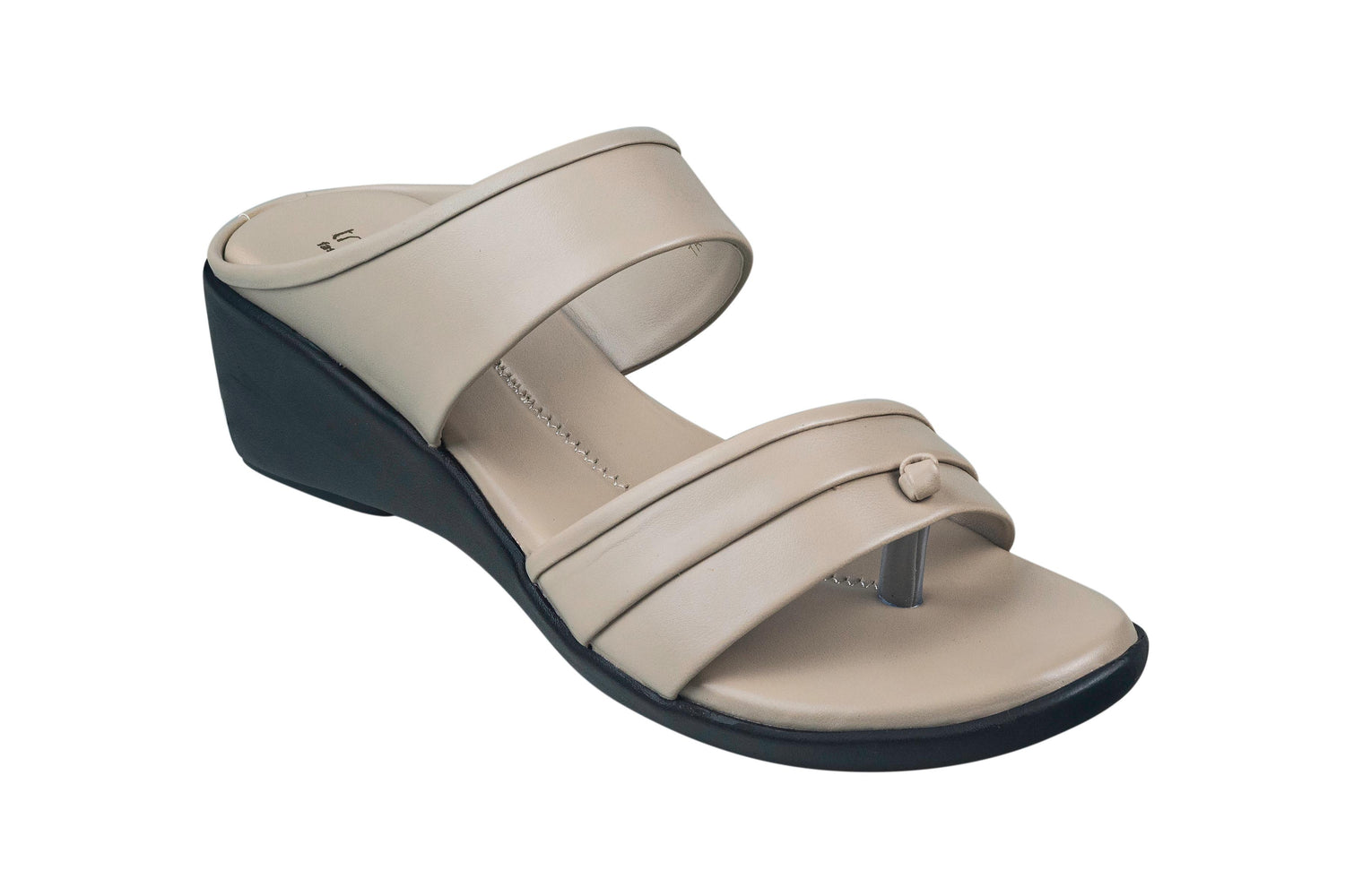 Trendz Ladies Cream Chappal