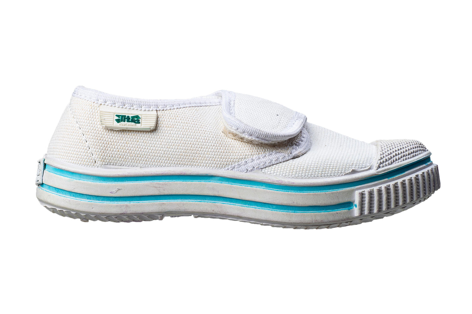 Titas Children White Canvas School Shoe (7 Years To 9 Years)